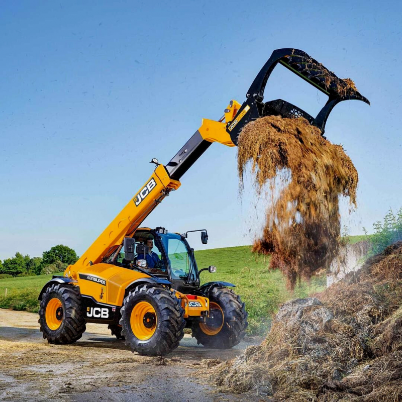 Maneuverability, versatility and reliability attract farmers to JCB