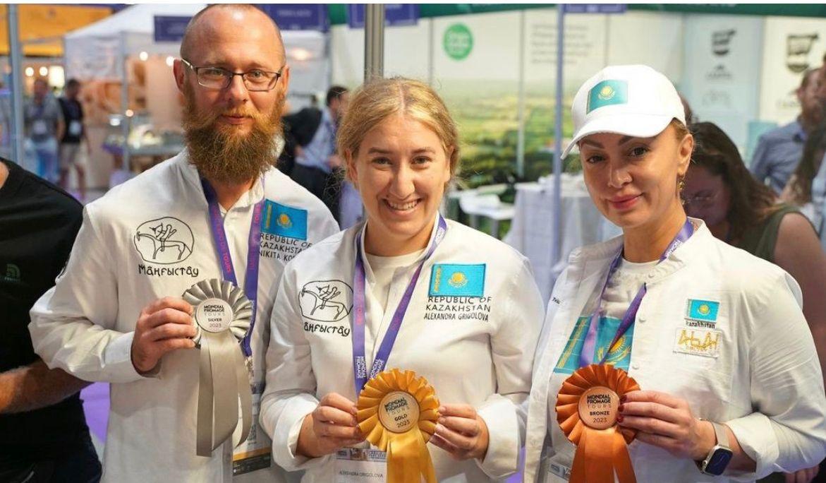 Маңғыстаулық кәсіпкерлер халықаралық байқауда жеңіп, ірімшік жасаушылар гильдиясына қабылданды