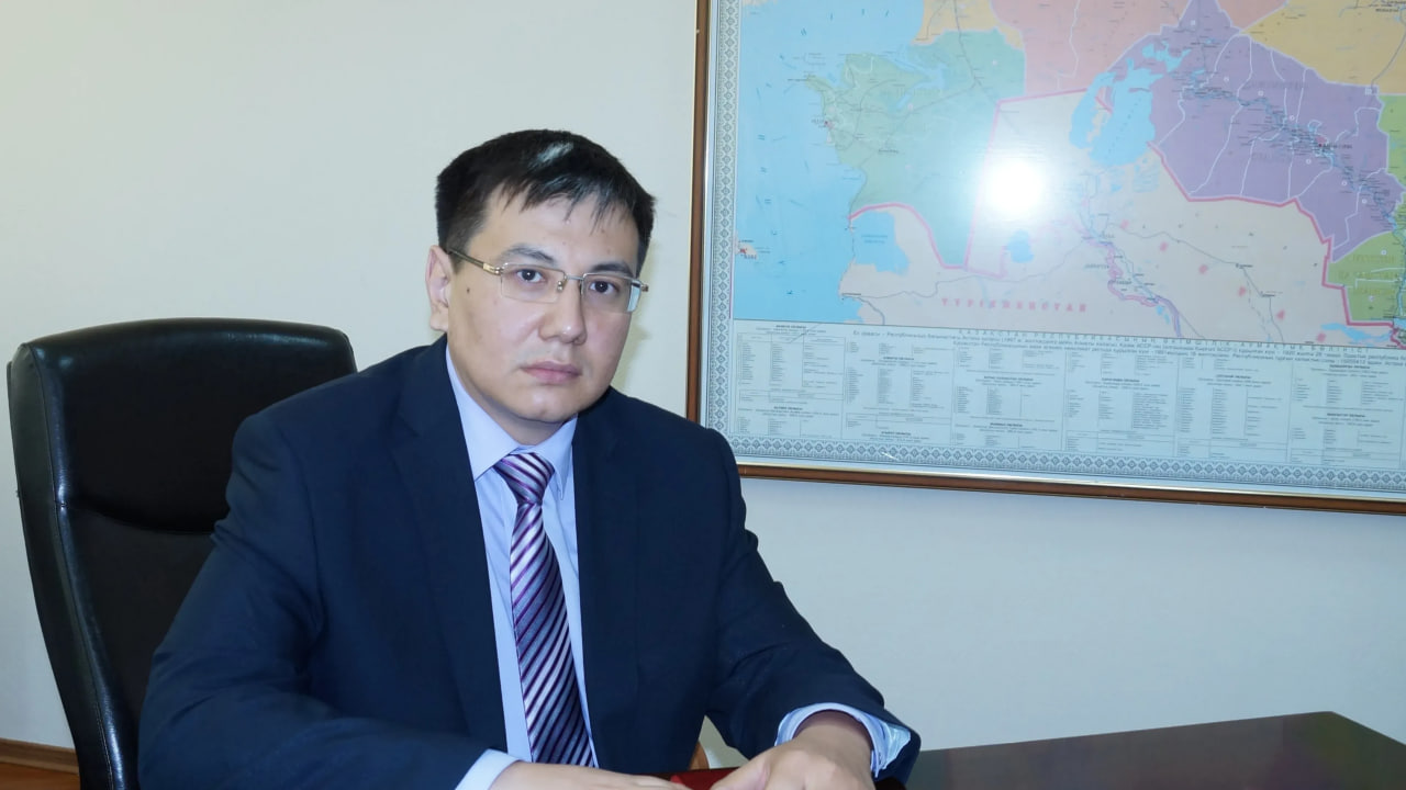 Ауыл шаруашылығы вице-министрі Рүстем Құрманов қызметінен босатылды