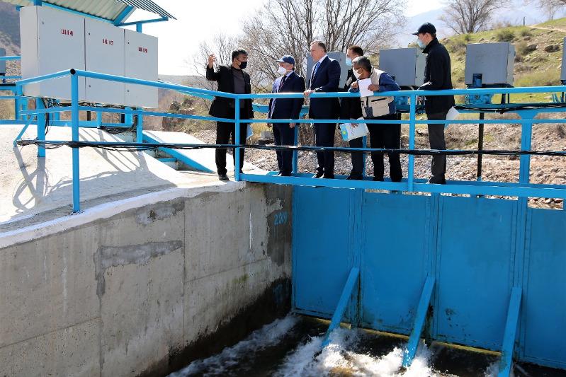 Бердибек Сапарбаев: Наши крестьяне не должны испытывать недостаток поливной воды