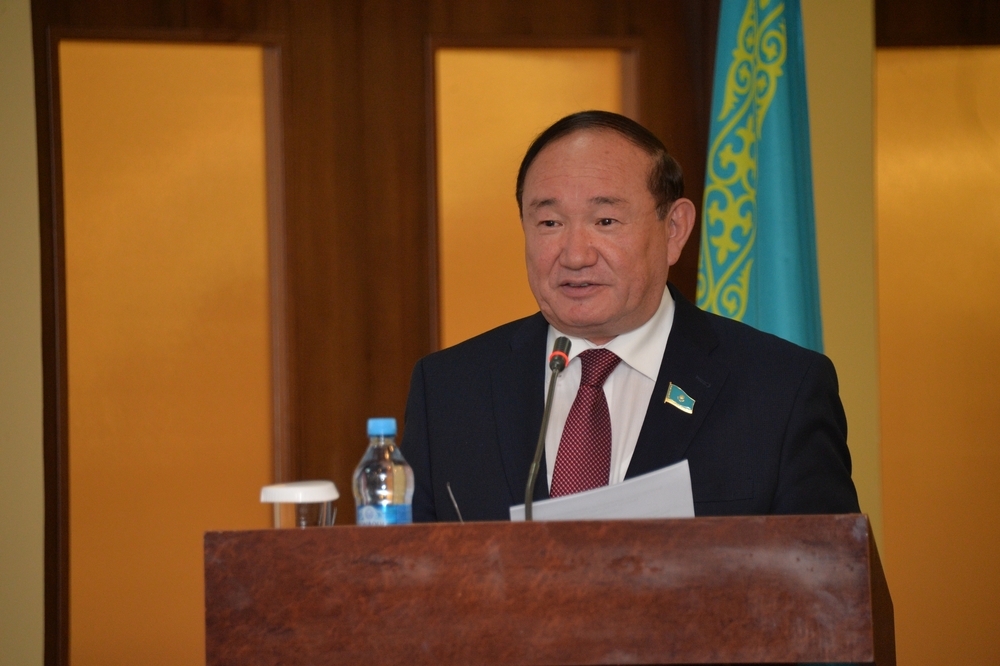 Деньги от утильсбора отдать фермерам предложил сенатор