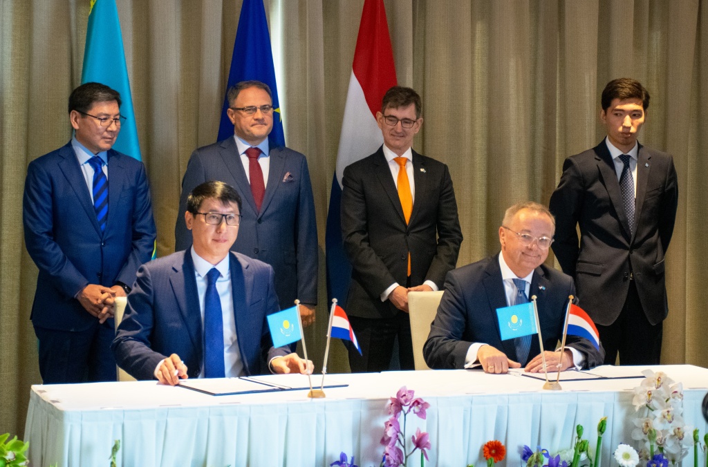 Казахстан и Нидерланды закрепили сотрудничество в сельском хозяйстве
