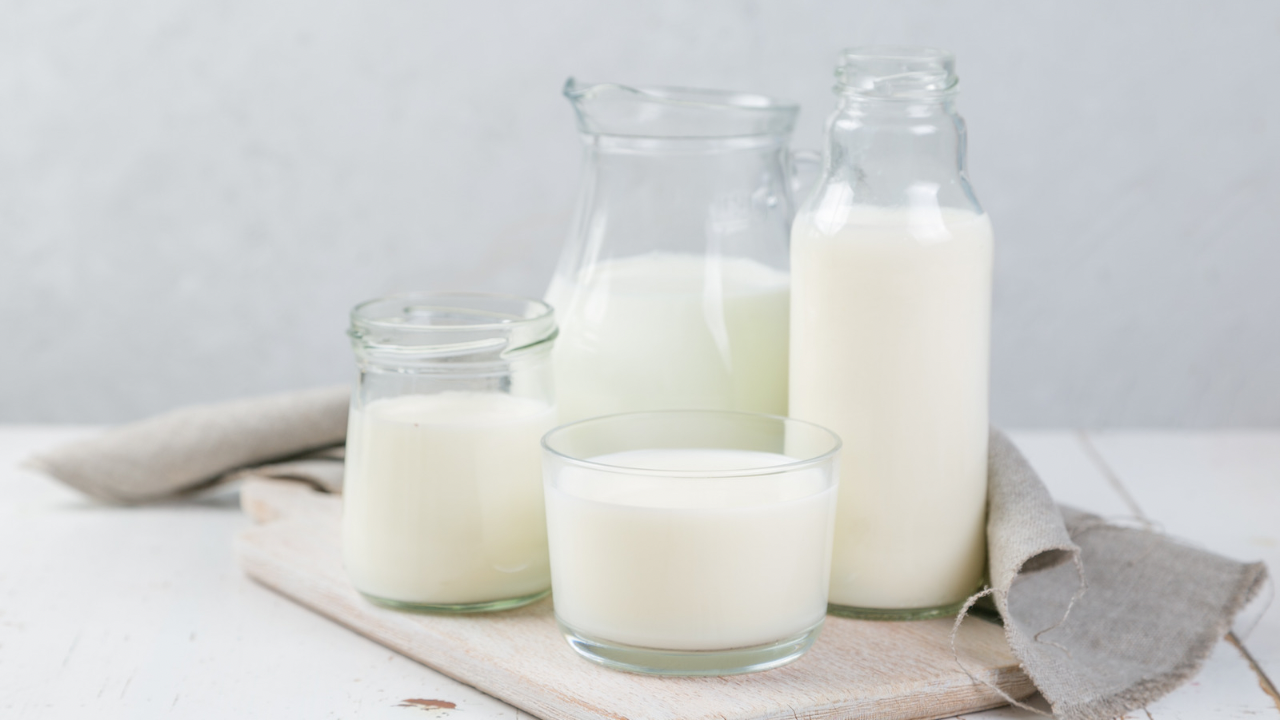До антирекорда упало потребление сырого молока