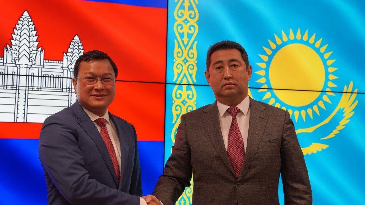 Казахстан намерен поставлять пшеницу и мясо в Камбоджу