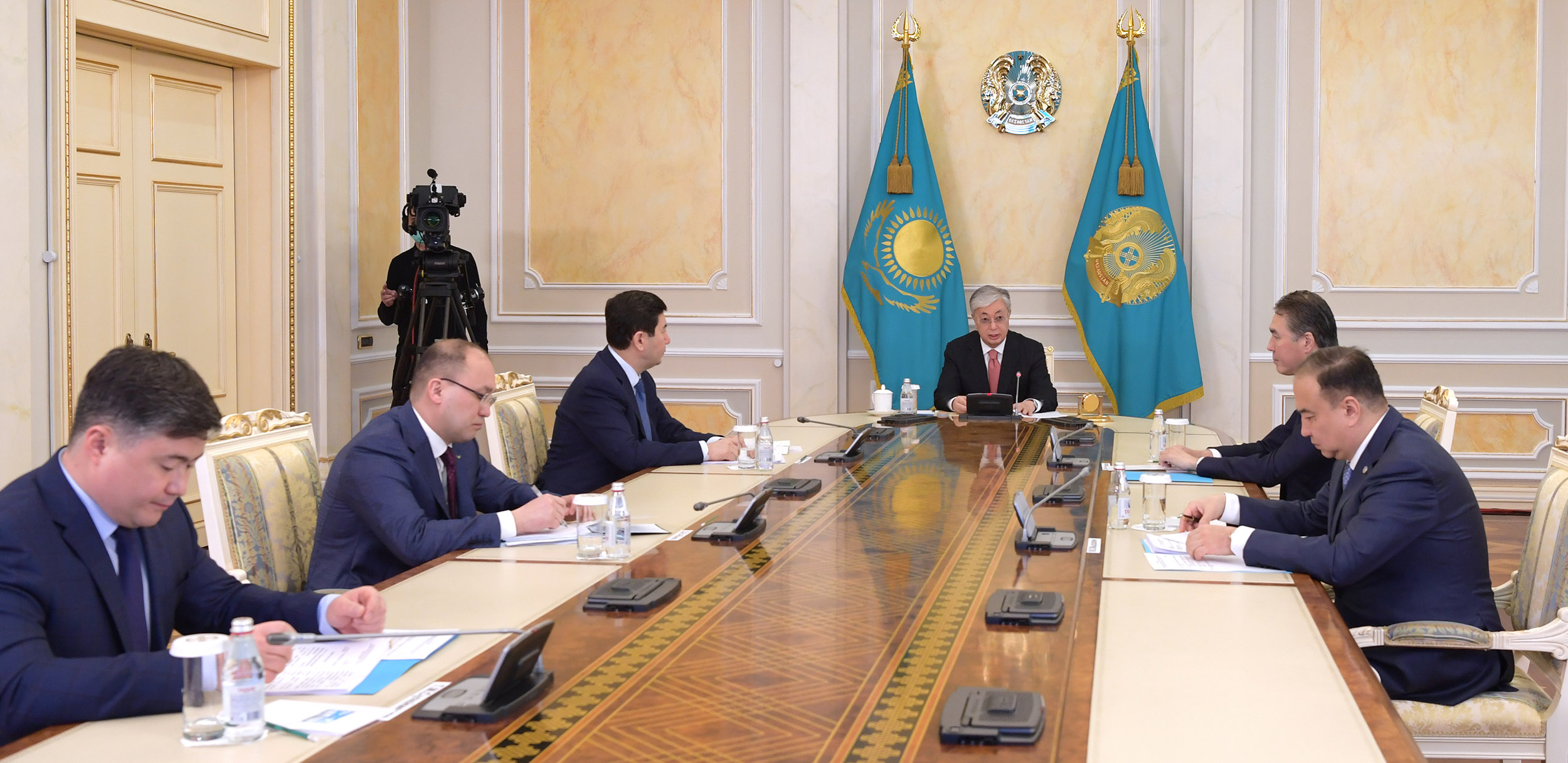 Казахстанским фермерам увеличат финансирование и пересмотрят кредиты – поручение Президента